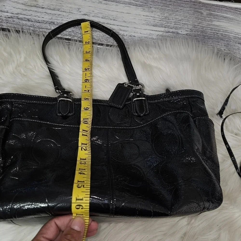 Coach Gallery Embossed Patent Leather shoulder Bag Black #19462 EUC